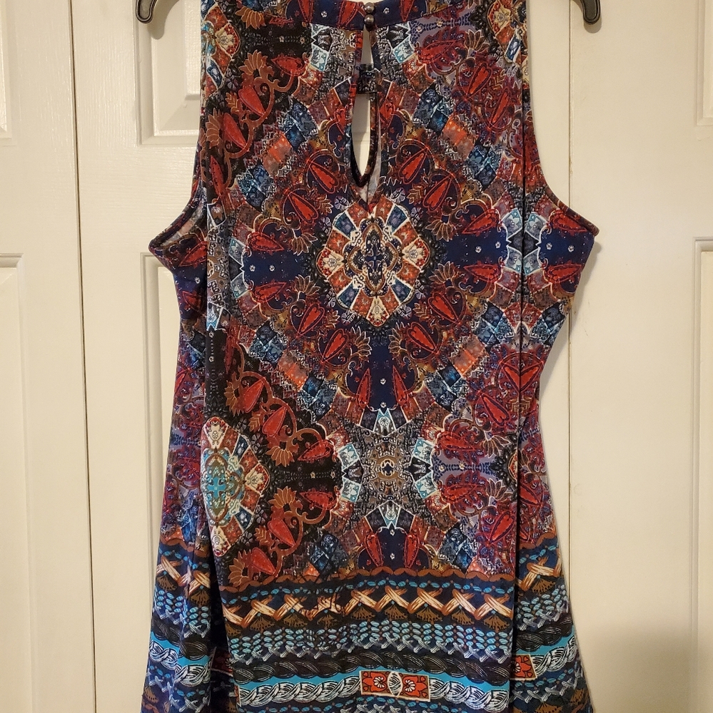 Ladies top - Picture 6 of 8